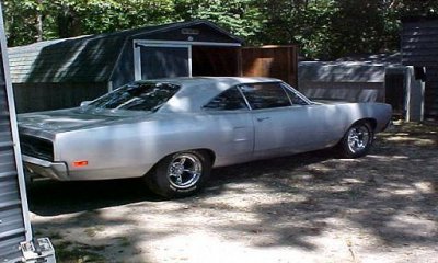 1970 Road Runner 383, 4 speed, 3:23 Rear end