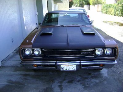 1969 Coronet 500 2nd owner since 1980 original paint/original 383 4 barrel,auto