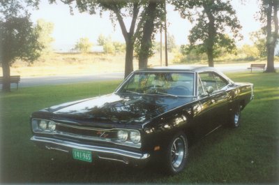 69 Coronet R/T and 70 Coronet s/w