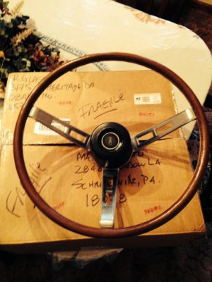 Wood Grain Steering Wheel