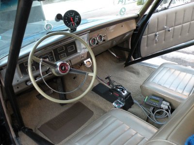 INTERIOR%2065%20HEMI%20BELVEDERE%20016.JPG