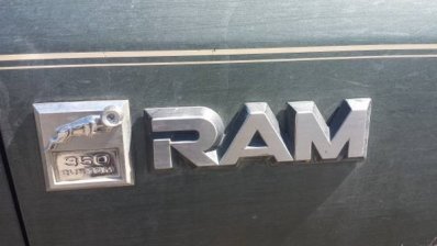 truck_12.jpg truck_12.jpg