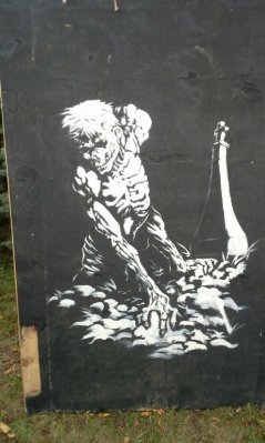 bw zombie2.jpg