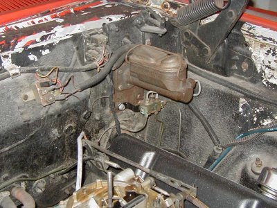 Master cylinder.jpg