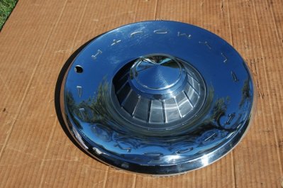 62 Plymouth wheelcover (1).JPG