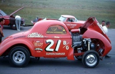 Red 40 Willys B Gasser.jpg