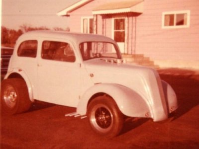 48 Anglia in front of house.jpg