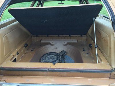 wagon11.jpg wagon11.jpg