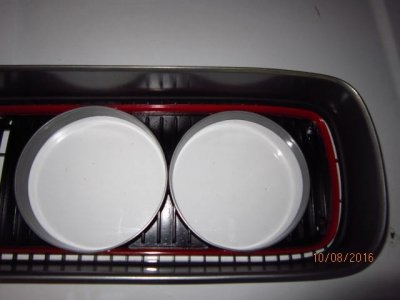 70 coronet grilles 10-08-16 003.JPG