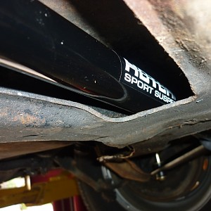 sway bar Hotchkis 019.JPG