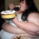 big-fat-girl-eating-140x140.jpg