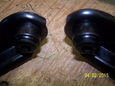 Collar bushings.jpg Collar bushings.jpg