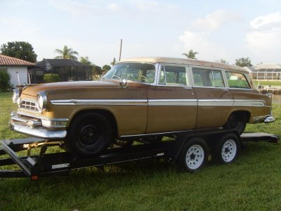 1955 Chrysler Town & Country  7-2011 077.jpg