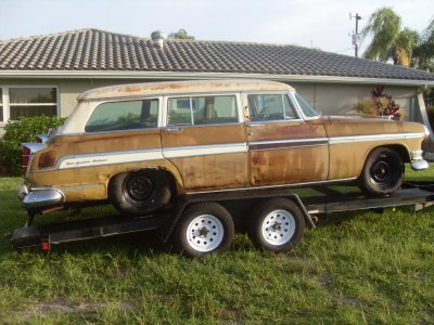 1955 Chrysler Town & Country  7-2011 080.jpg