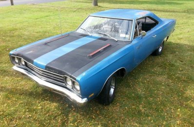 B5-Blue-1969-Plymouth-Road-Runner.jpg