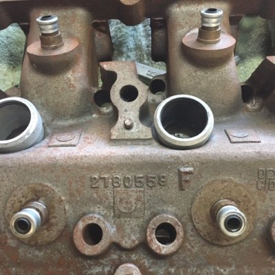 hemi head 2.jpg hemi head 2.jpg