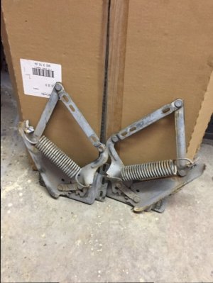 hinges.JPG