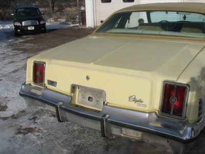 '76 Cordoba 007.JPG