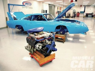 richard-petty-compound-plymouth-superbird-and-426-track-hemi-engine.jpg