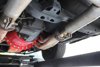 Underside Trans & Exhaust 2.jpg