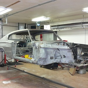 CHARGER NEW FLOOR & OLE MOPARS 003.JPG