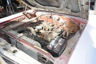 HoodUp2.JPG HoodUp2.JPG