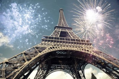 New Year, Eiffel Tower, Paris.jpg
