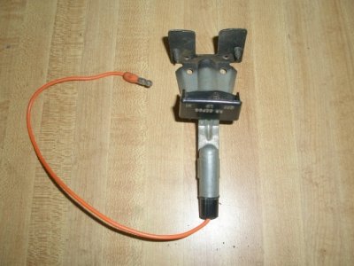 Defog Bracket Trunk Light 004 (Small).JPG Defog Bracket Trunk Light 004 (Small).JPG