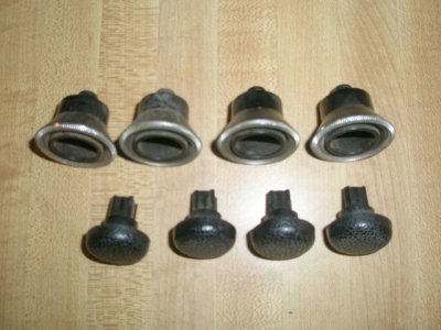 Radio Knobs 002 (Small).JPG Radio Knobs 002 (Small).JPG