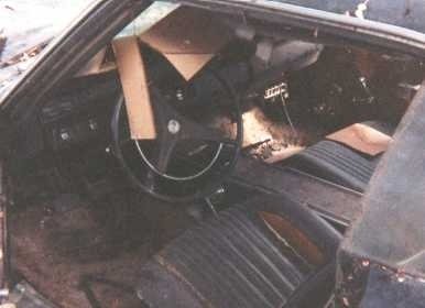 69 ROAD RUNNER HARD TOP INTERIOR.jpg