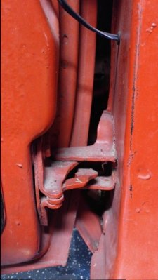 doorhinge1.jpg doorhinge1.jpg