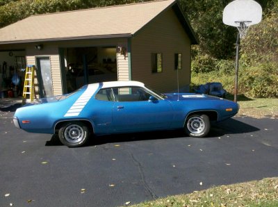 1972_plymouth_roadrunner.jpg