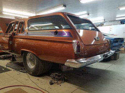 wagon tailgate pic.jpg wagon tailgate pic.jpg