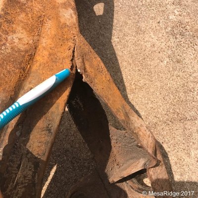 K Member - LT side busted weld.JPG