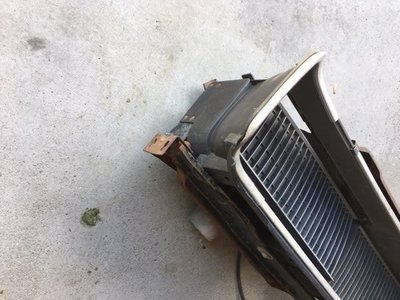 Grille-7.JPG Grille-7.JPG