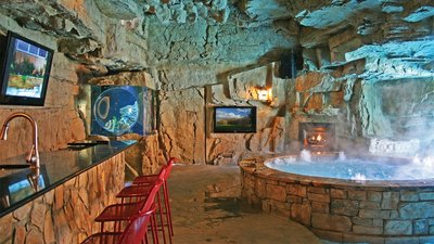 Virginia-Man-Cave_opt.jpg
