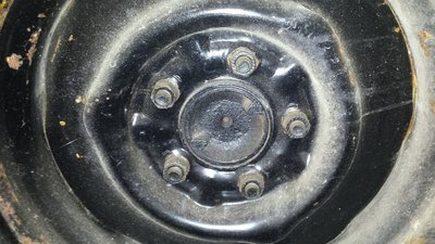 Painted 15 x 6 wheel.jpg