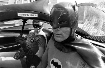 Actors%2BAdam%2BWest%2Band%2BBurt%2BWard%2Bon%2Bthe%2Bset%2Bof%2Bthe%2Bmovie%2BBatman%2B%2811%29.jpg