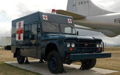 1280px-1963_Power_Wagon_ambulance.jpg