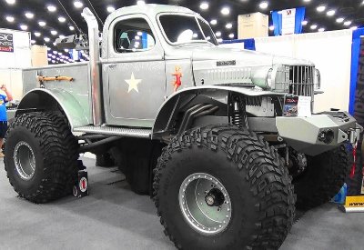 41-dodge-power-wagon-is-a-stunni.jpg