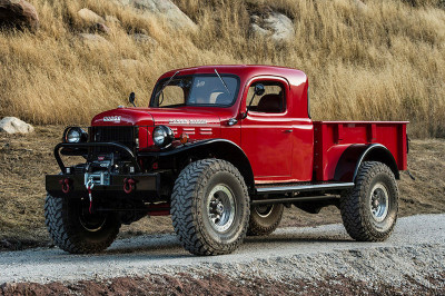 beautifully-restored-1946-dodge-legacy-power-wagon-16-photos-101.jpg