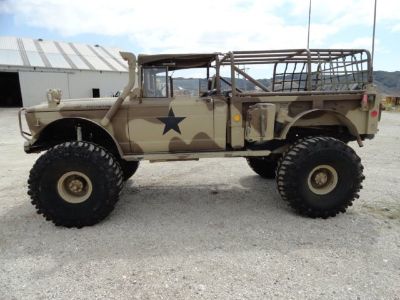 jeep-kiser-m715-1.jpg