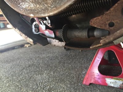 Pass rear brakes 4.JPG Pass rear brakes 4.JPG