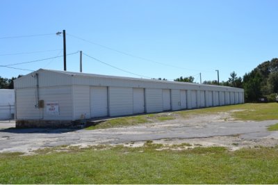 WHSE bldg 2.jpg