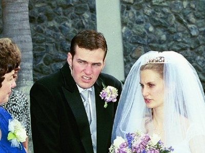 weird-family-photographs-13_zps76da4b41.jpg