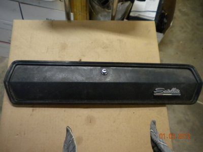 67 glove box 001.jpg