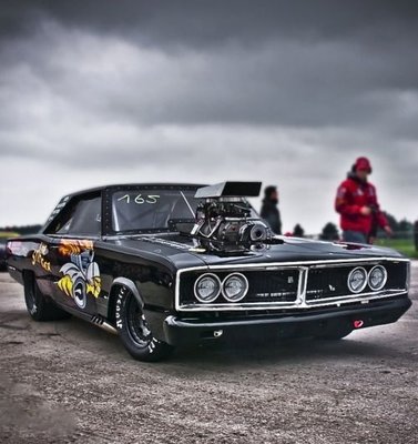 fe0540ca2b67c6b0778daf7a0e18d553--man-caves-dodge-coronet.jpg