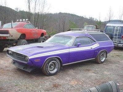 ce185262a2e82af253b407bec801b97a--dodge-wagon-crazy-cars.jpg