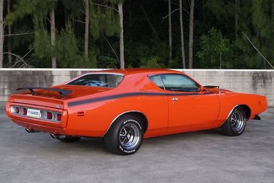 1971-dodge-charger-super-bee-coupe-lhd.jpg