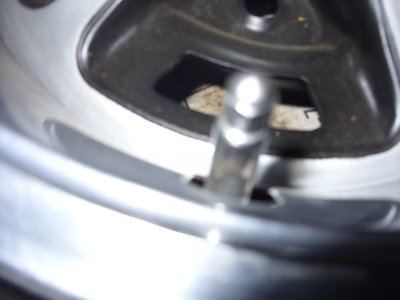 ROAD WHEELS & 413 009.JPG